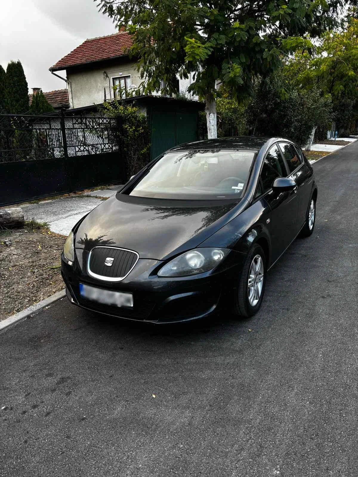 Seat Leon 1.6 105ps, снимка 2 - Автомобили и джипове - 56184204
