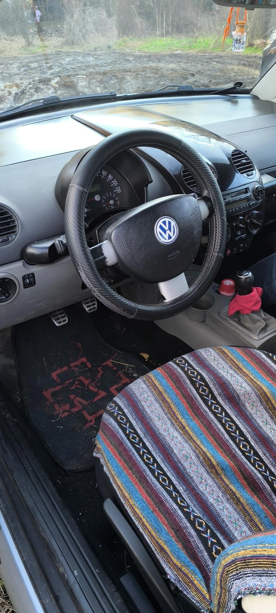 VW New beetle, снимка 6 - Автомобили и джипове - 56216910
