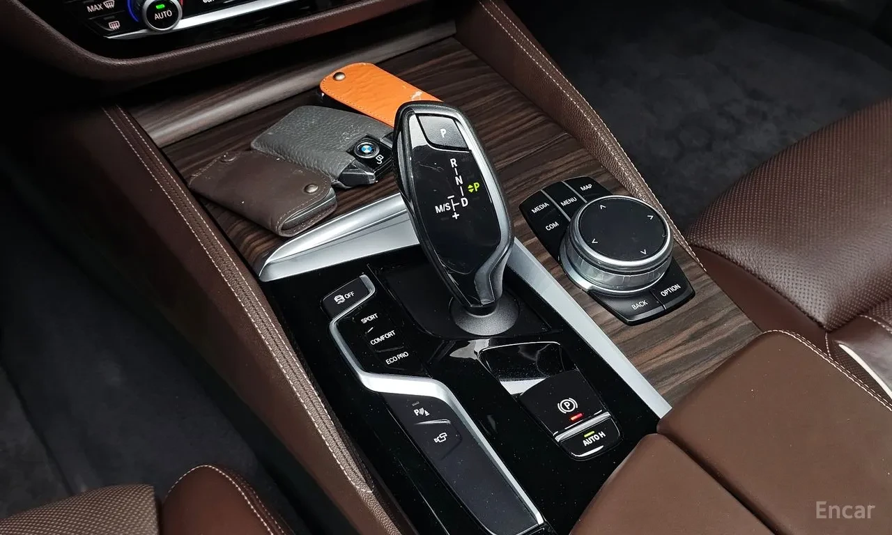 BMW 530 I XDRIVE* M SPORT PLUS* 360CAMERA* �������* HEAD U | Mobile.bg � ����������� 10
