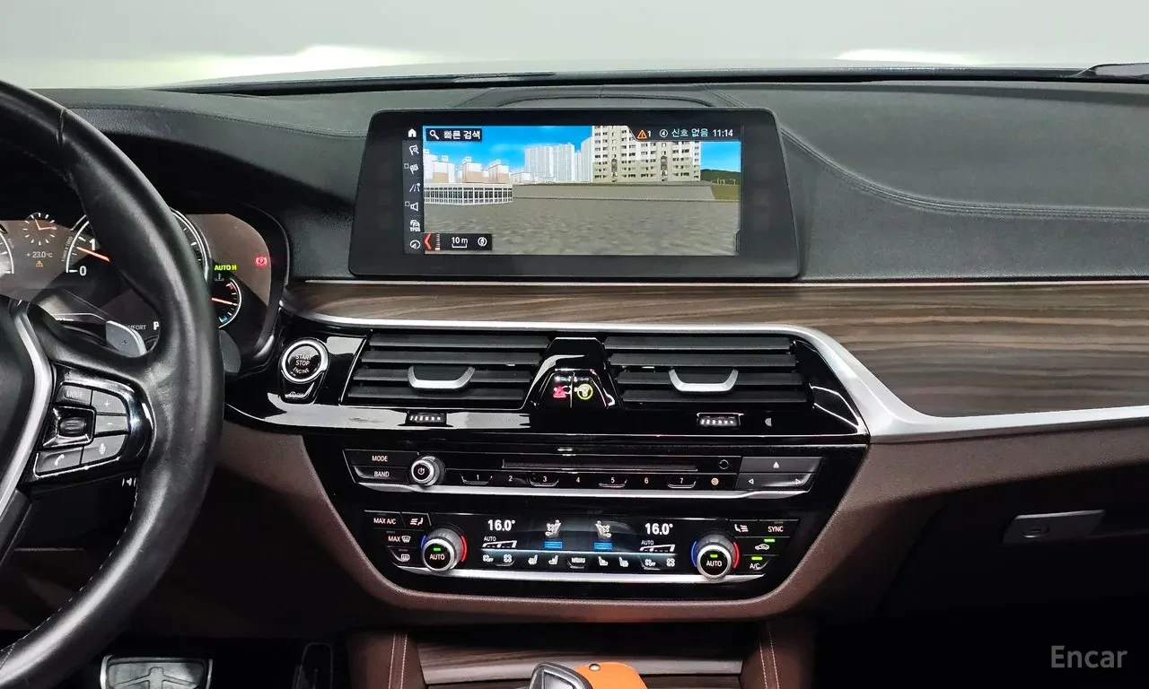 BMW 530 I XDRIVE* M SPORT PLUS* 360CAMERA* �������* HEAD U | Mobile.bg � ����������� 12