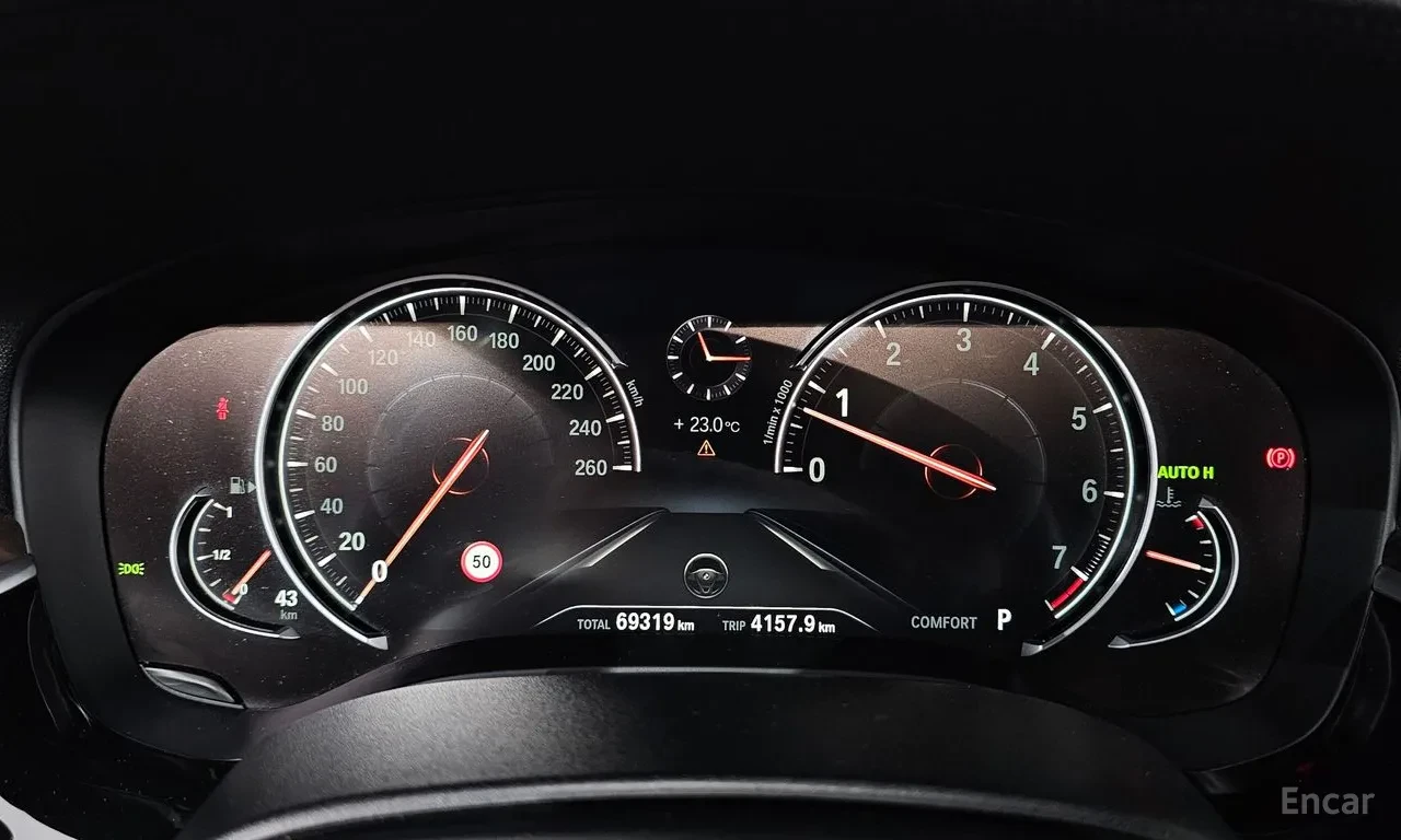 BMW 530 I XDRIVE* M SPORT PLUS* 360CAMERA* �������* HEAD U | Mobile.bg � ����������� 9