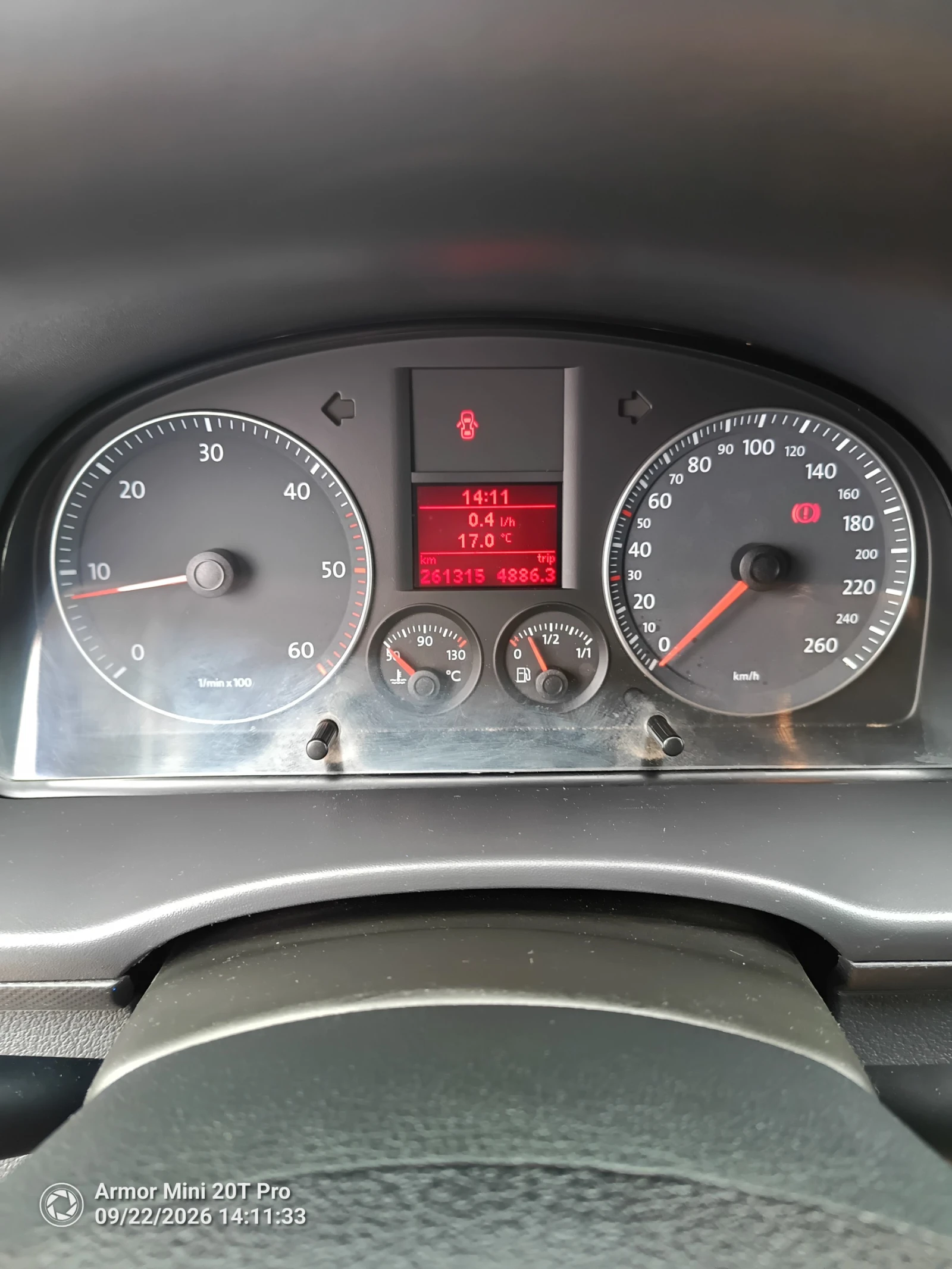 VW Caddy пътническо, снимка 7 - Автомобили и джипове - 56685040