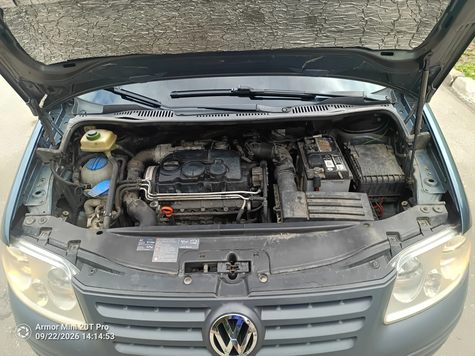 VW Caddy пътническо, снимка 10 - Автомобили и джипове - 56685040