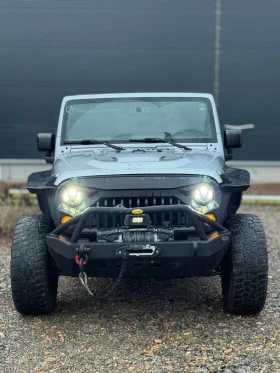 ������ Jeep Wrangler