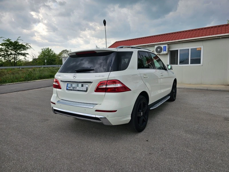 Mercedes-Benz ML 350 * AMG* DESIGNO* EDITION 1* УНИКАТ* ВСИЧКИ ЕКСТРИ* , снимка 5 - Автомобили и джипове - 40803980