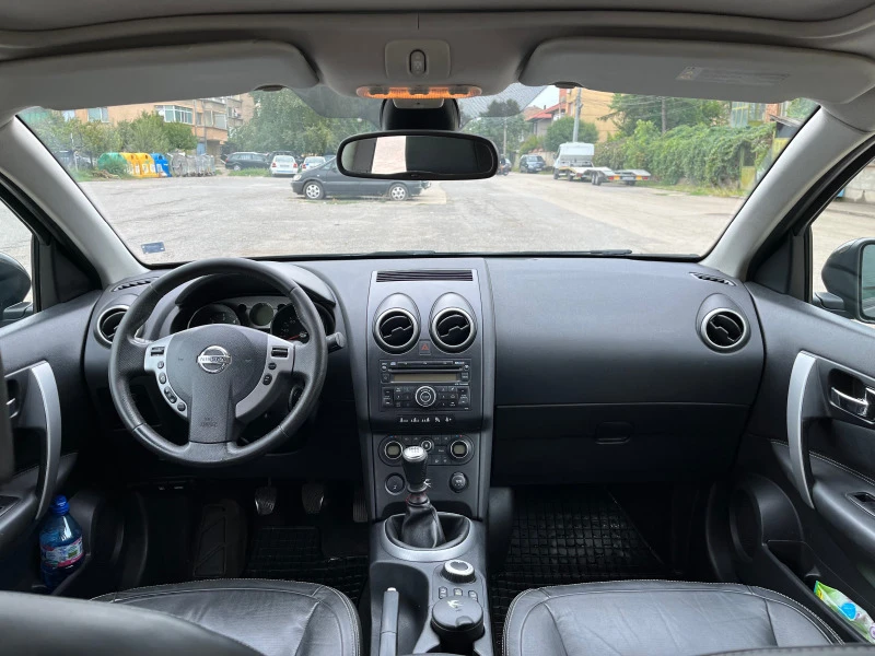 Nissan Qashqai, снимка 14 - Автомобили и джипове - 48819472