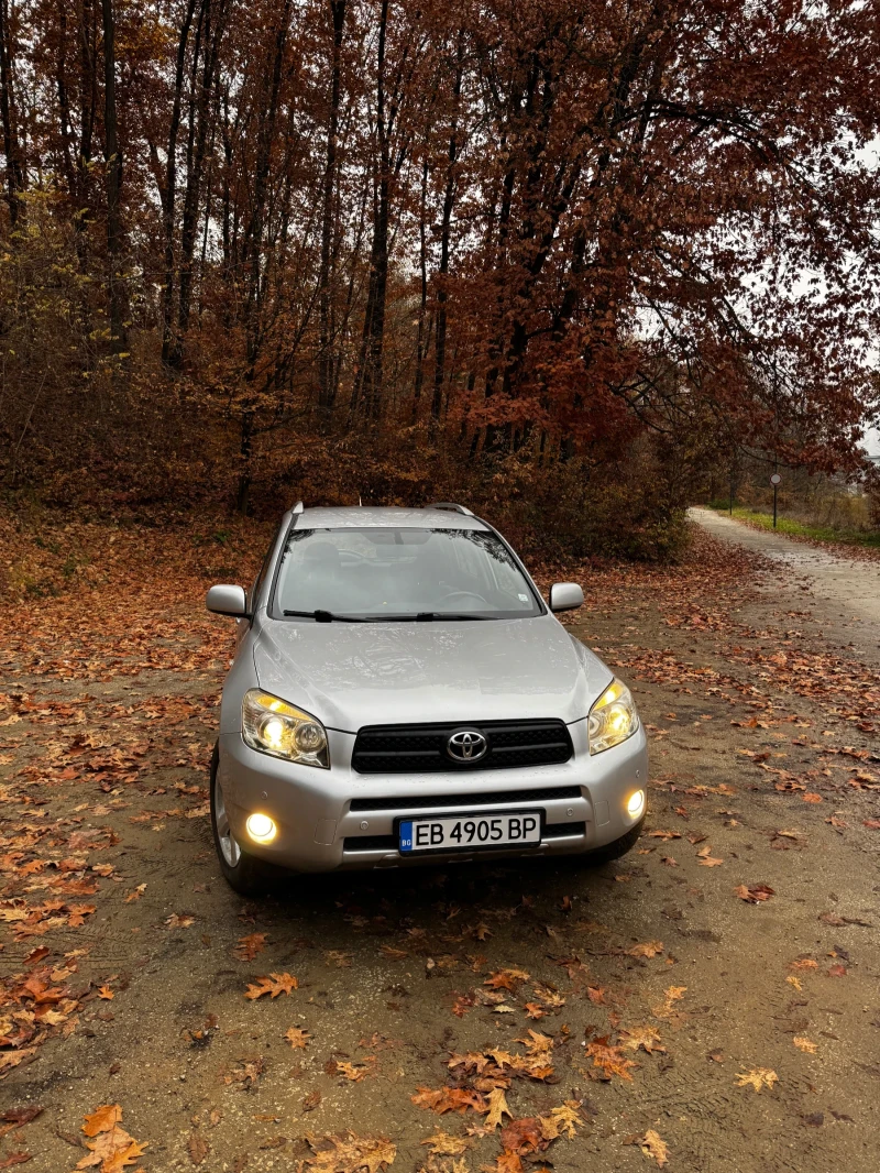 Toyota Rav4 D4D 4x4, снимка 1 - Автомобили и джипове - 47931830