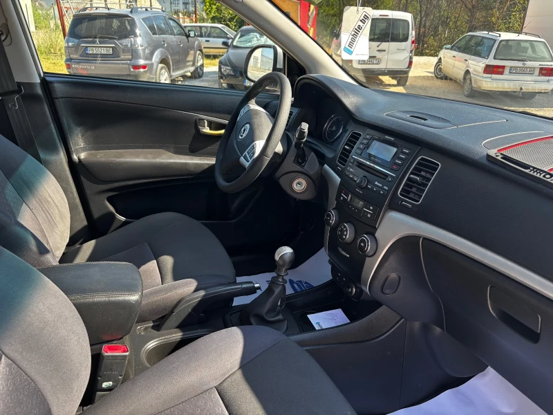 SsangYong Korando ДИЗЕЛ 4Х4 Нов внос Италия, снимка 7 - Автомобили и джипове - 49890442