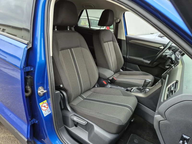 VW T-Roc 2.0TDI 4Motion DSG7 Distr Assist, снимка 11 - Автомобили и джипове - 52690205