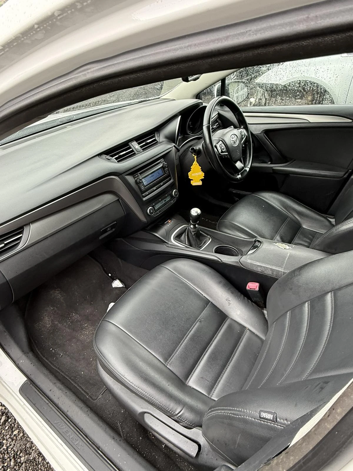 Toyota Avensis  1. 6 дизел (D-4D, 112 к. с НА ЧАСТИ , снимка 8 - Автомобили и джипове - 52982452