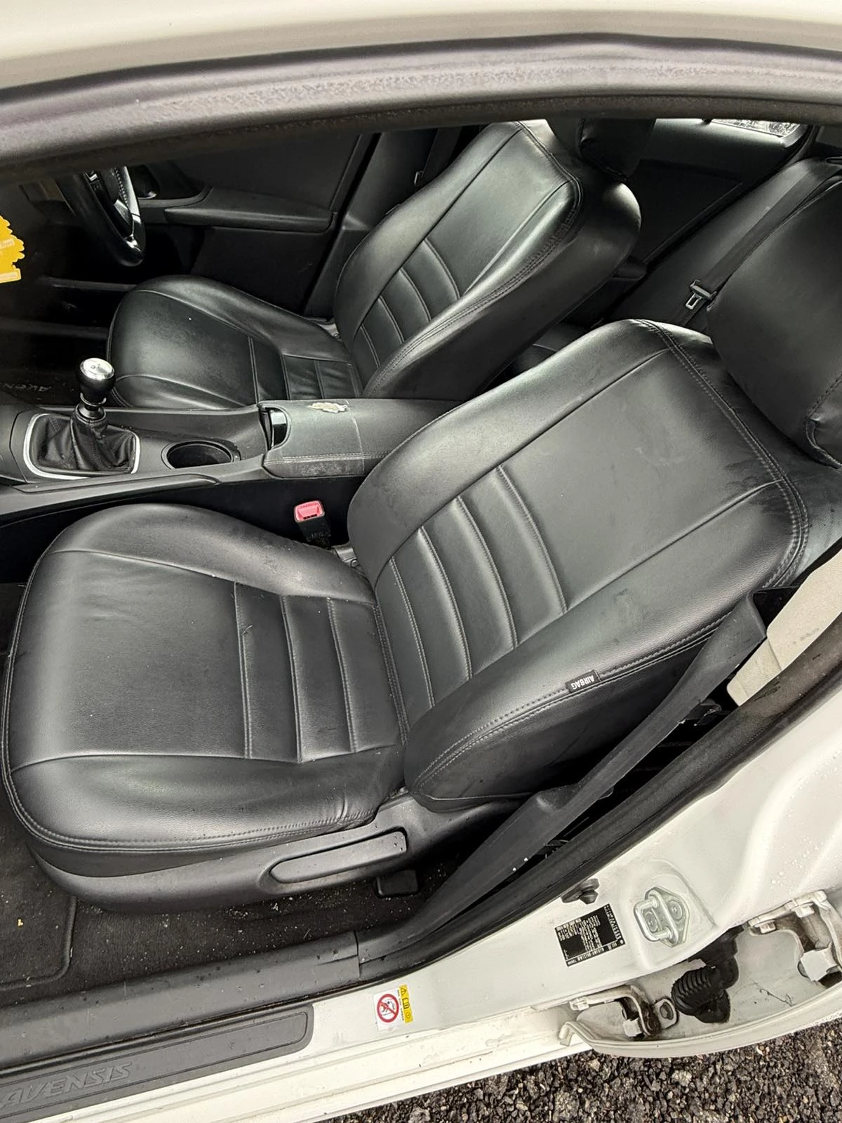 Toyota Avensis  1. 6 дизел (D-4D, 112 к. с НА ЧАСТИ , снимка 7 - Автомобили и джипове - 52982452