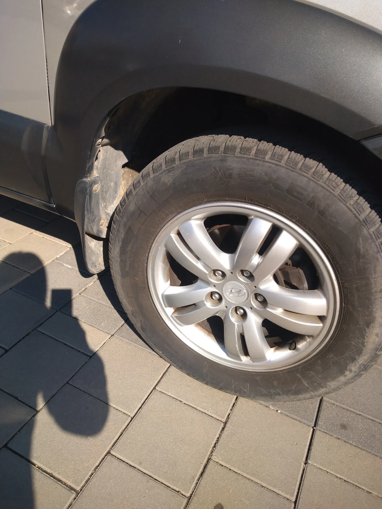 Hyundai Tucson Hyundai Tucson CRDi 16V 2.0 140ks 4x4 - изображение 4