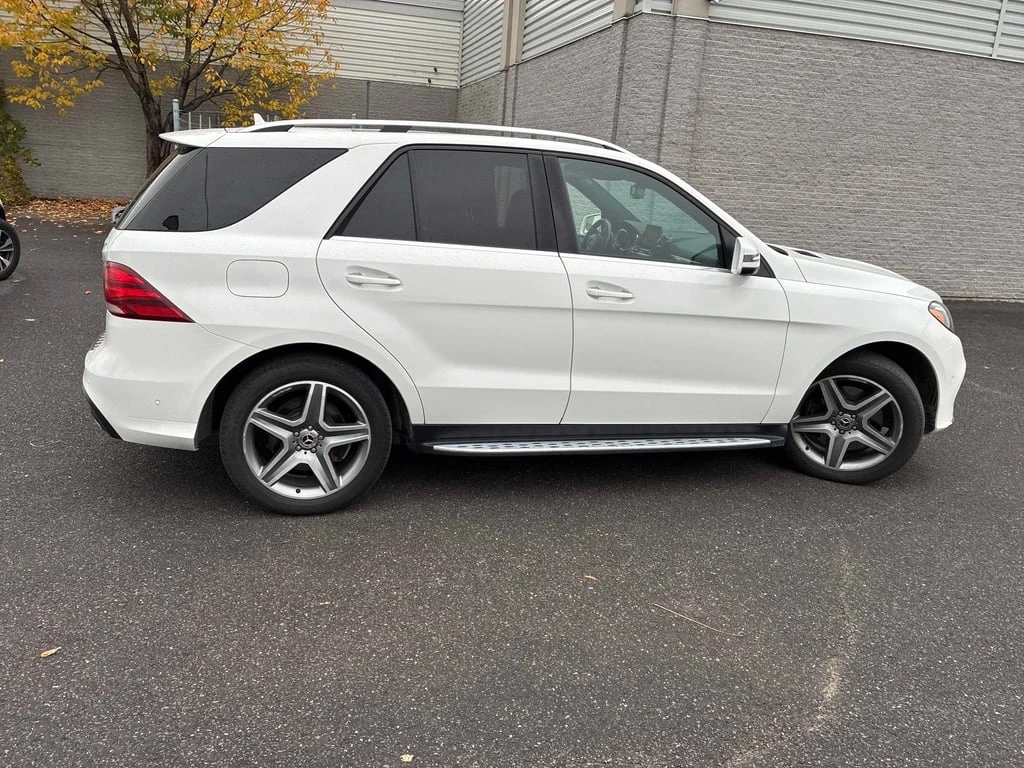 Mercedes-Benz GLE 400 * CARFAX * БЕЗ ПЪРВОНАЧАЛНА ВНОСКА - изображение 3