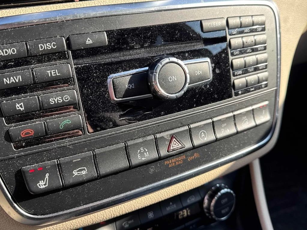 Mercedes-Benz GLA 250 * CARFAX * БЕЗ ПЪРВОНАЧАЛНА ВНОСКА - изображение 10