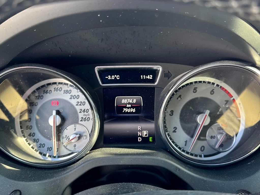 Mercedes-Benz GLA 250 * CARFAX * БЕЗ ПЪРВОНАЧАЛНА ВНОСКА - изображение 8