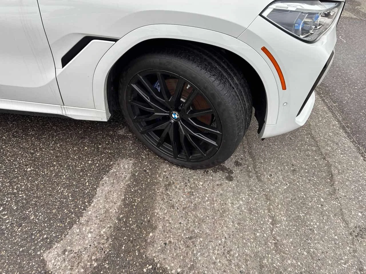 BMW X6 * xDrive40i * ЛАЗЕРИ* DISTRONIC* 360 КАМЕРИ*  - изображение 7