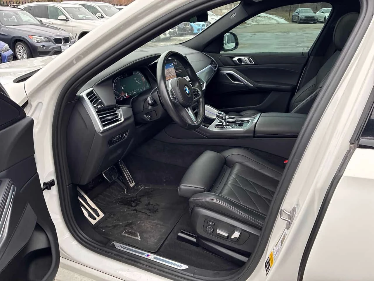 BMW X6 * xDrive40i * ЛАЗЕРИ* DISTRONIC* 360 КАМЕРИ*  - изображение 5