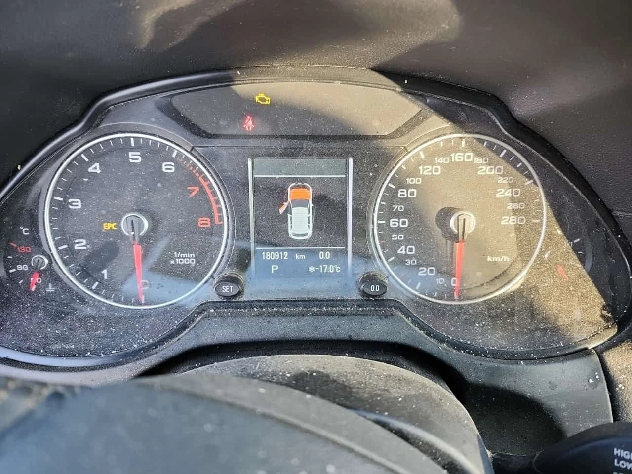 Audi Q5 * 2.0T TECHNIK * CARFAX * БЕЗ ПЪРВОНАЧАЛНА ВНОСКА - изображение 9