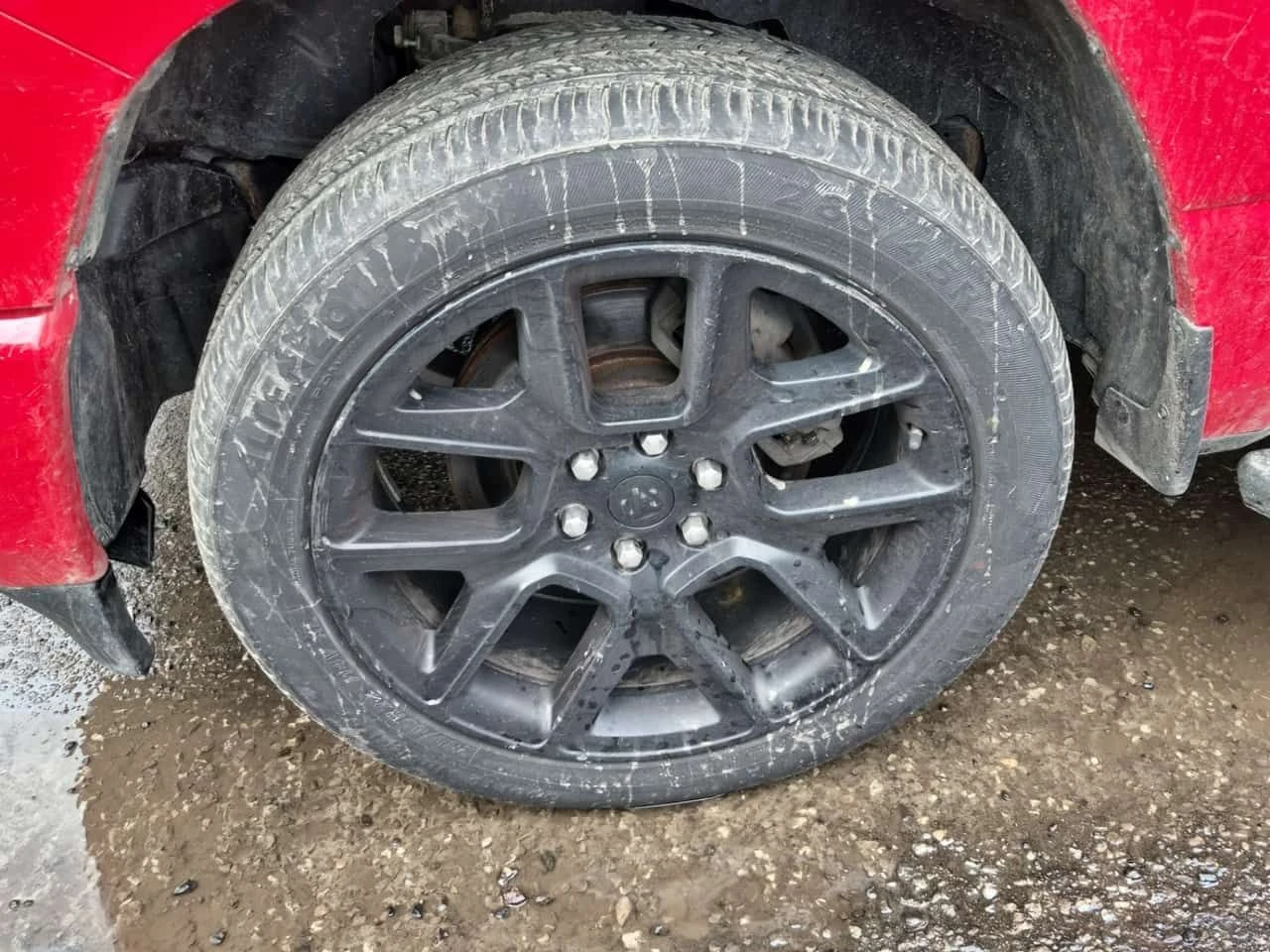 Dodge RAM 1500 Sport | HEMI V8 5.7 | 4x4 | ПОДГРЕВИ | CARFAX, снимка 6 - Автомобили и джипове - 53797247