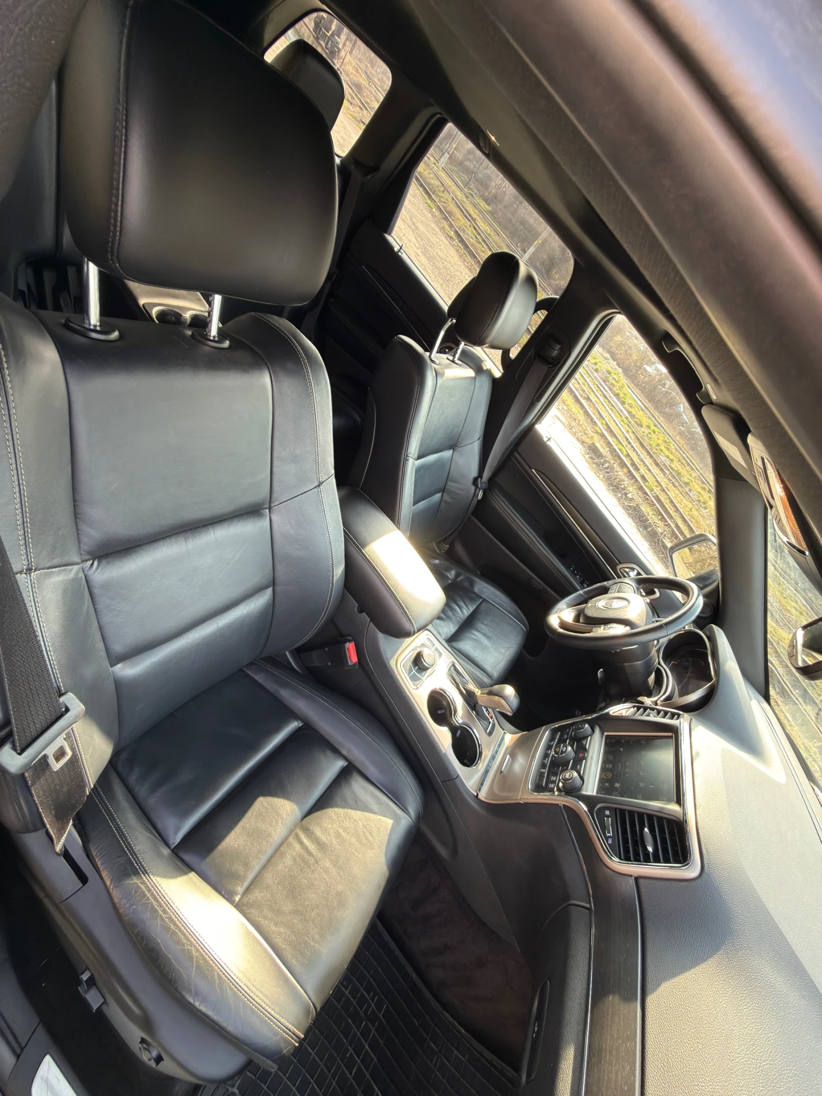 Jeep Grand cherokee Facelift 5, 7 Hemi Limited, снимка 9 - Автомобили и джипове - 53878847