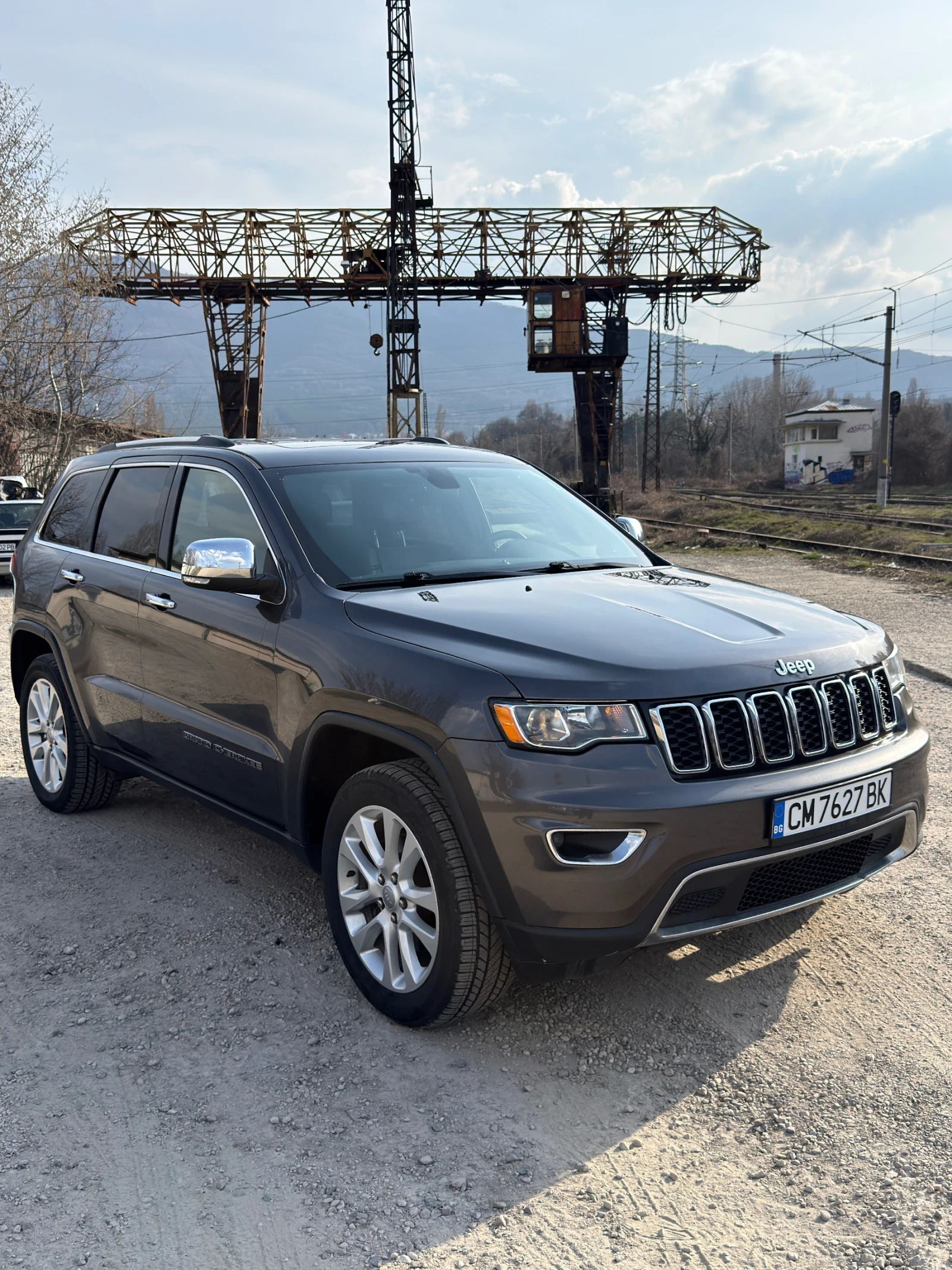 Jeep Grand cherokee Facelift 5, 7 Hemi Limited, снимка 3 - Автомобили и джипове - 53878847