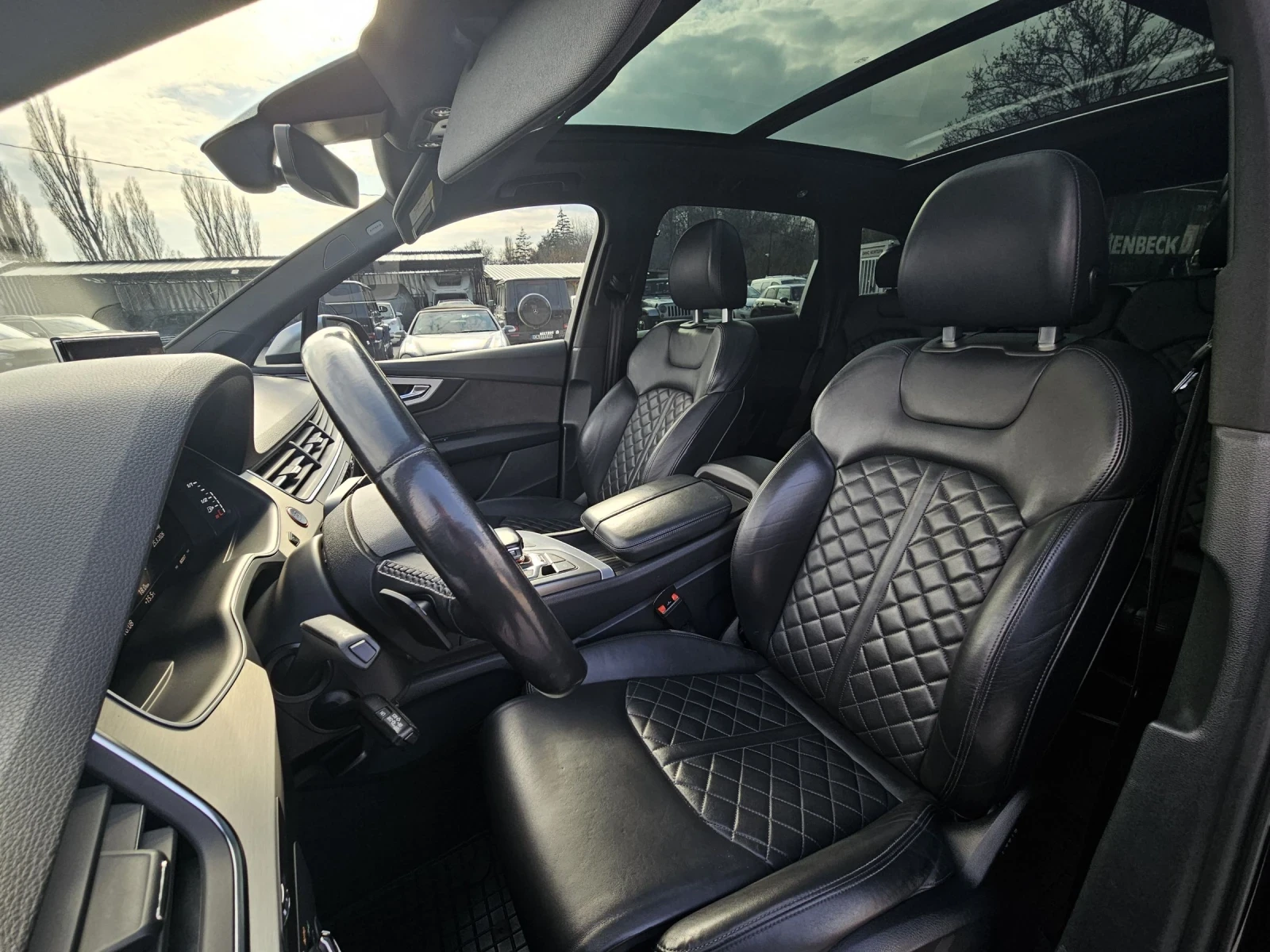 Audi SQ7 BOSSE PANORAMA 6+ 1 , снимка 13 - Автомобили и джипове - 53977566
