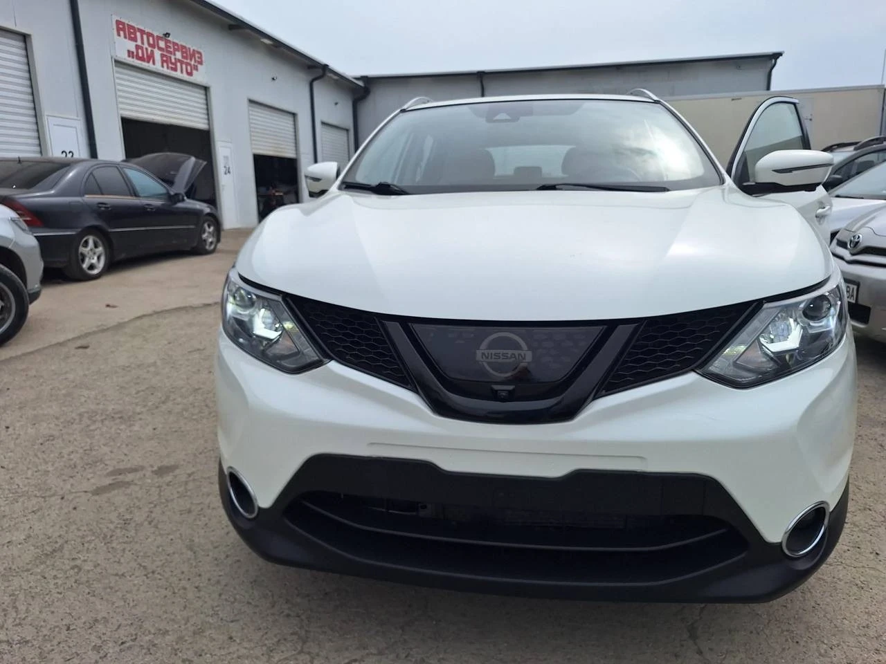 Nissan Rogue, снимка 12 - Автомобили и джипове - 54069787