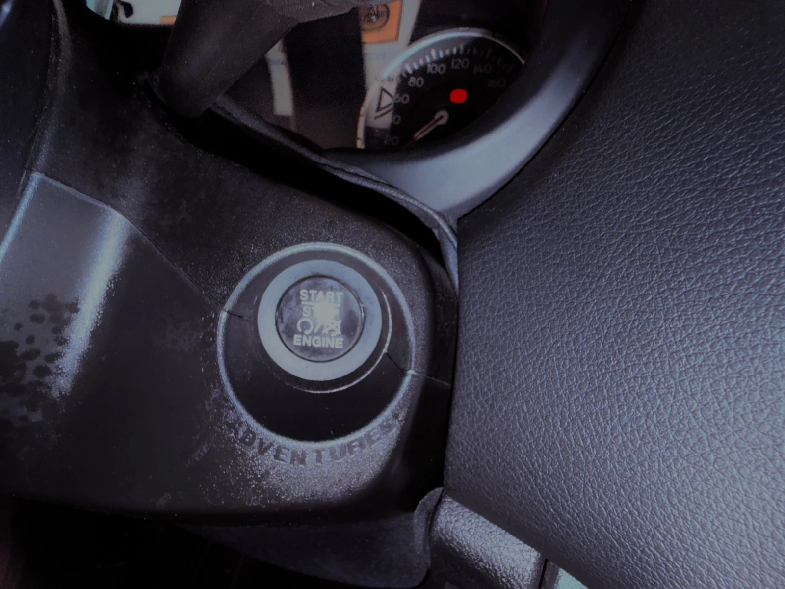Jeep Renegade, снимка 7 - Автомобили и джипове - 55736619