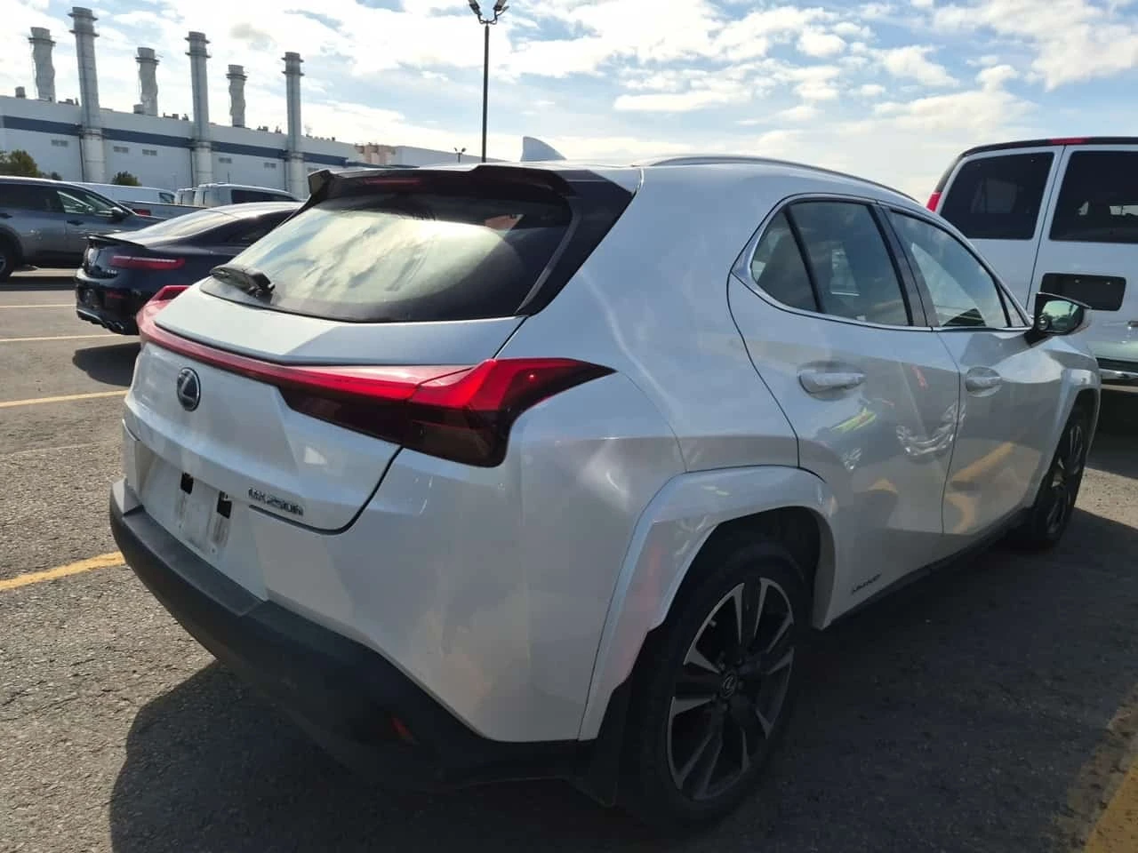 Lexus UX 250h SPORT UTILITY 4D * CARFAX * ФИНАНСИРАНЕ, снимка 3 - Автомобили и джипове - 56186159