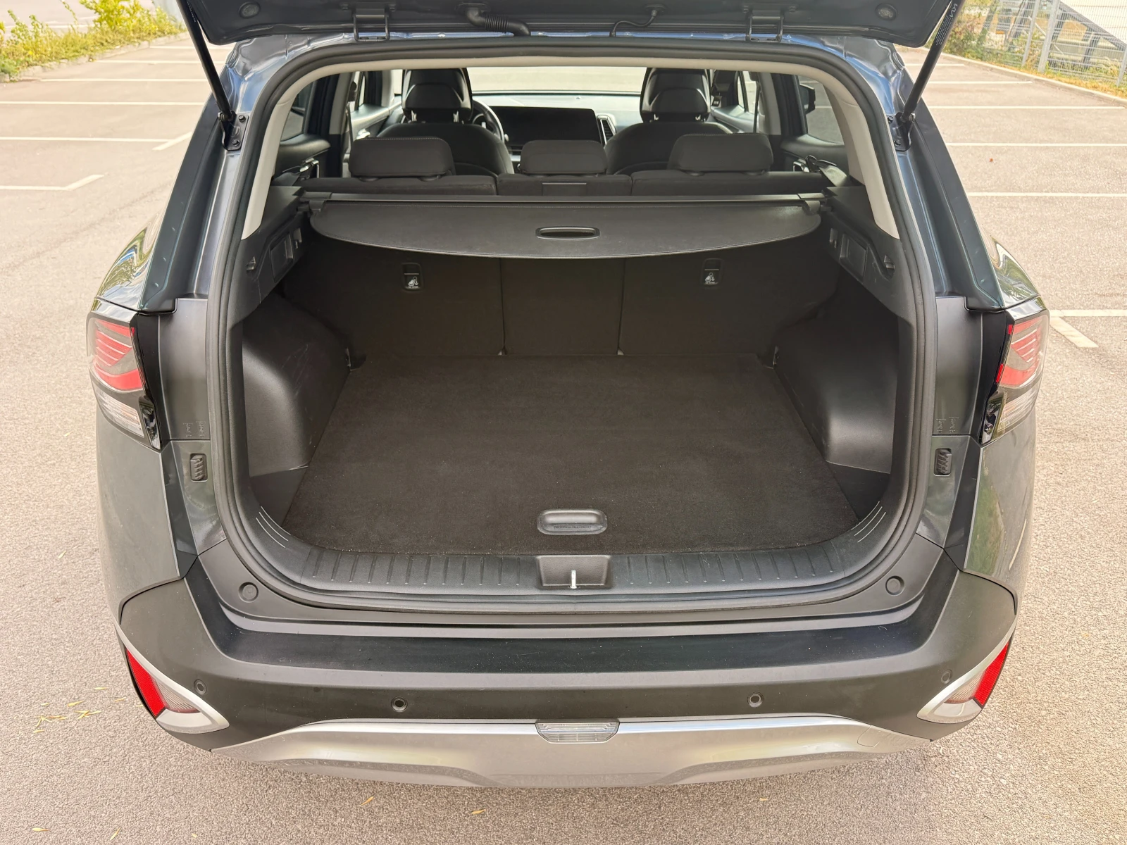 Kia Sportage 1.6CRDI* КАМЕРА* CARPLAY* , снимка 7 - Автомобили и джипове - 56192711