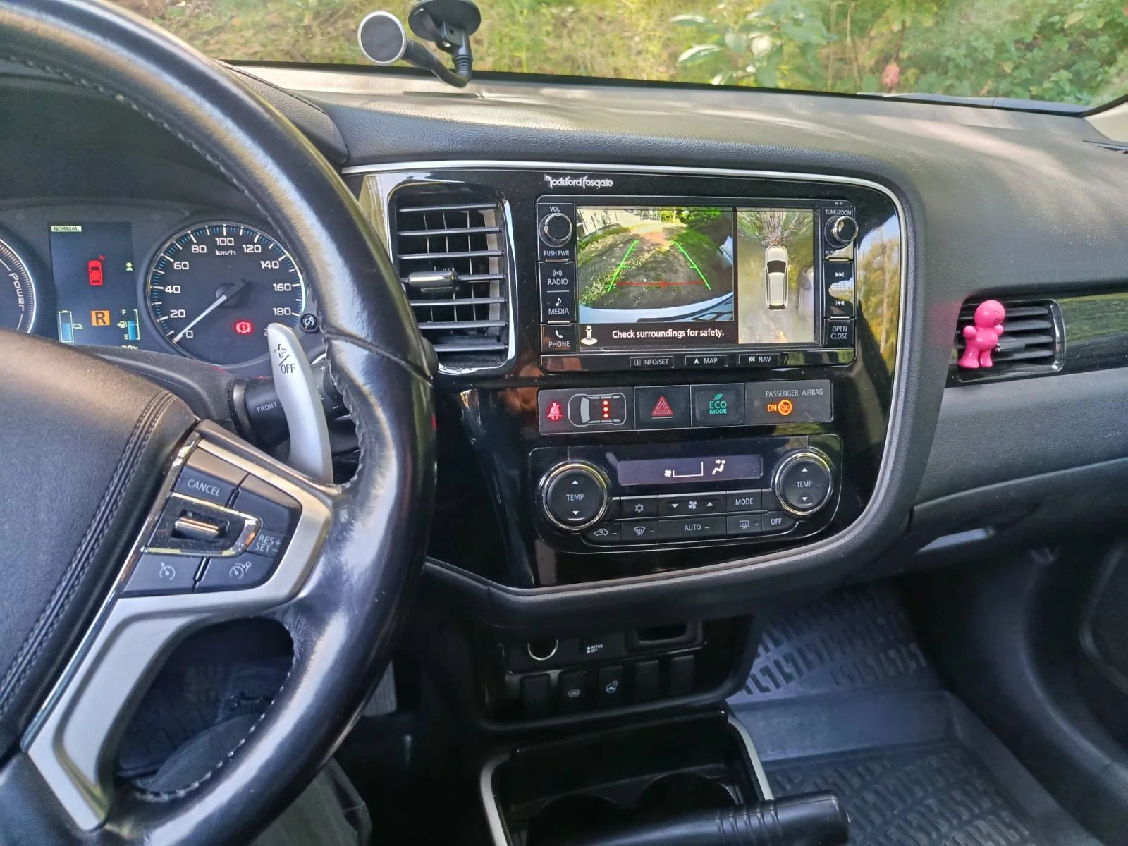 Mitsubishi Outlander PHEV, снимка 5 - Автомобили и джипове - 56233239
