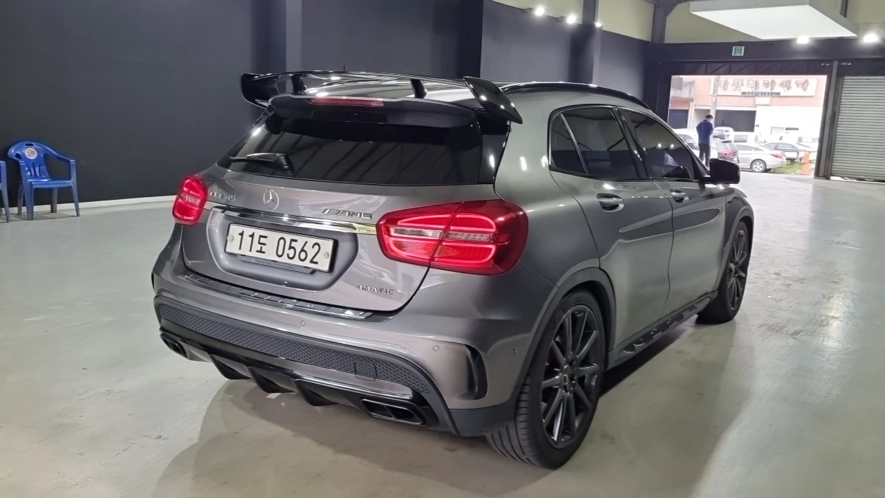 Mercedes-Benz GLA X156 Gla45 Amg 4Matic, снимка 2 - Автомобили и джипове - 56323651