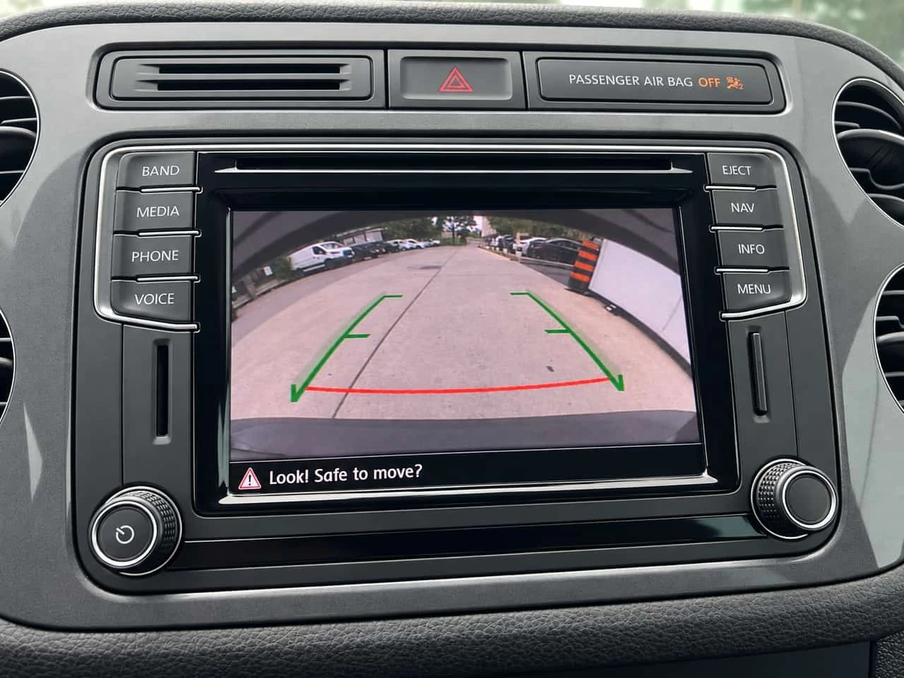 VW Tiguan * 2.0 TSI Low KM | Comfortline | Nav | Backup Cam  | Mobile.bg � ����������� 17