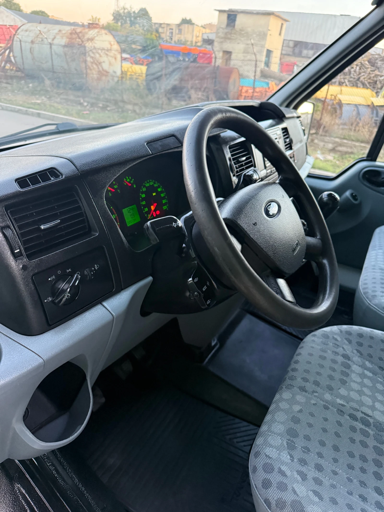 Ford Transit 2, 2 - изображение 9