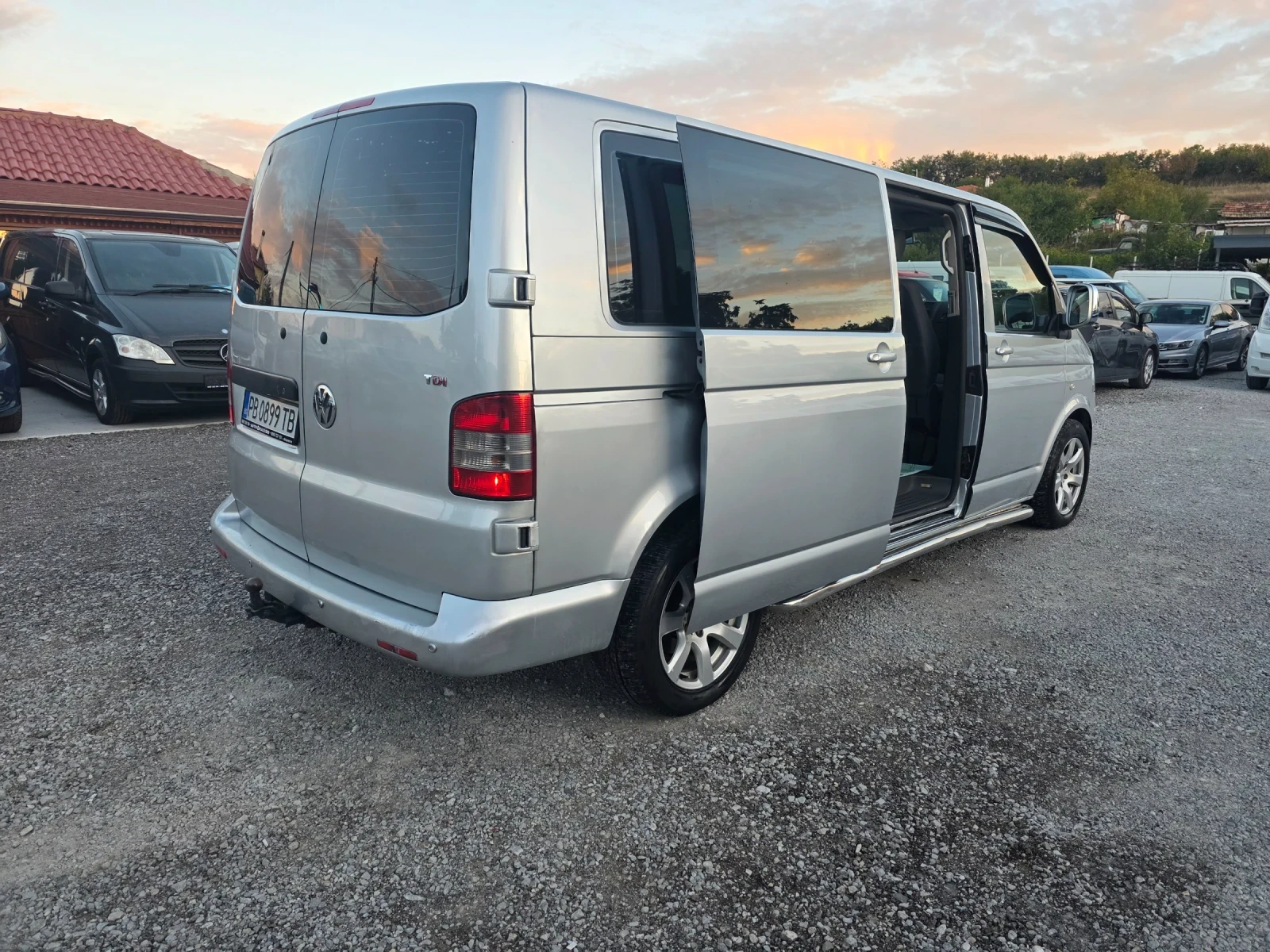 VW Transporter 2.5tdi, снимка 10 - Бусове и автобуси - 56380941