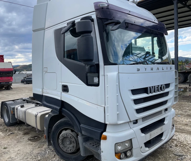 Iveco Stralis НА ЧАСТИ, снимка 3 - Камиони - 47391328