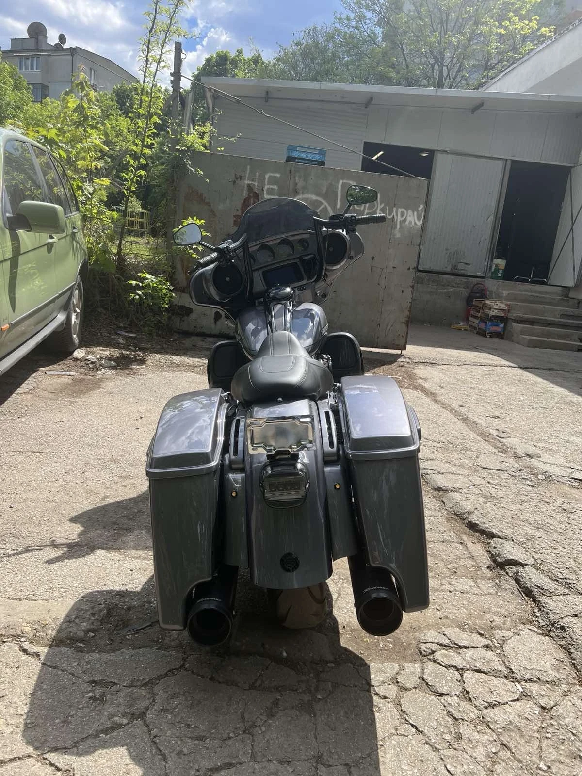 Harley-Davidson Electra Glide Classic Harley-Davidson CVO Electra Glide Ultra Limited - изображение 2