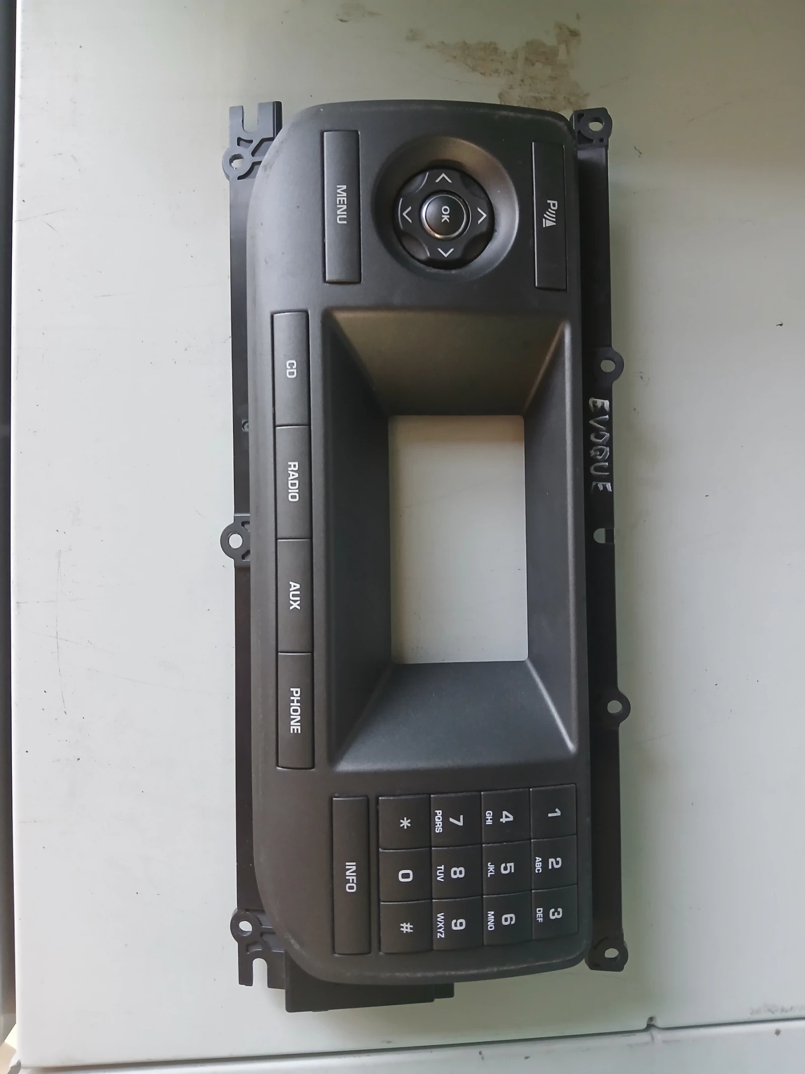 BJ32-18C858-AD панел управление радио Lend Rover Evoque 