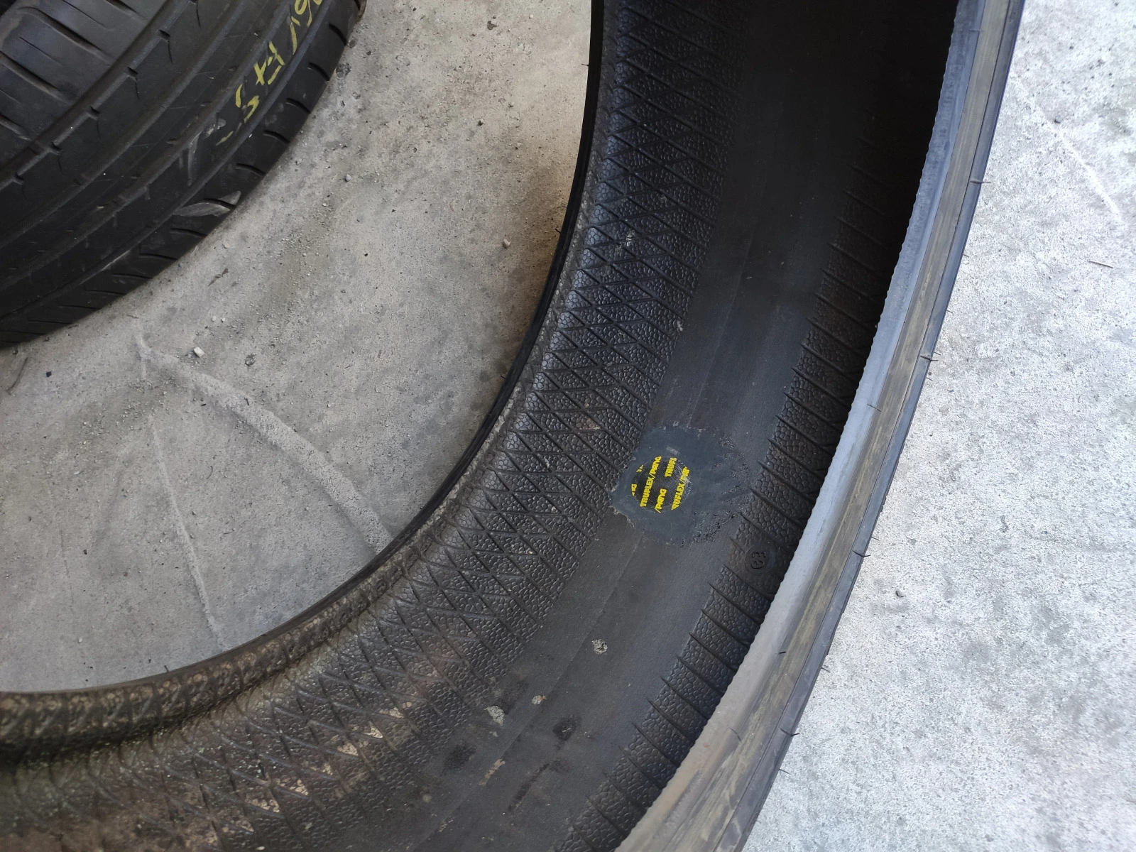  225/35R19 | Mobile.bg   8