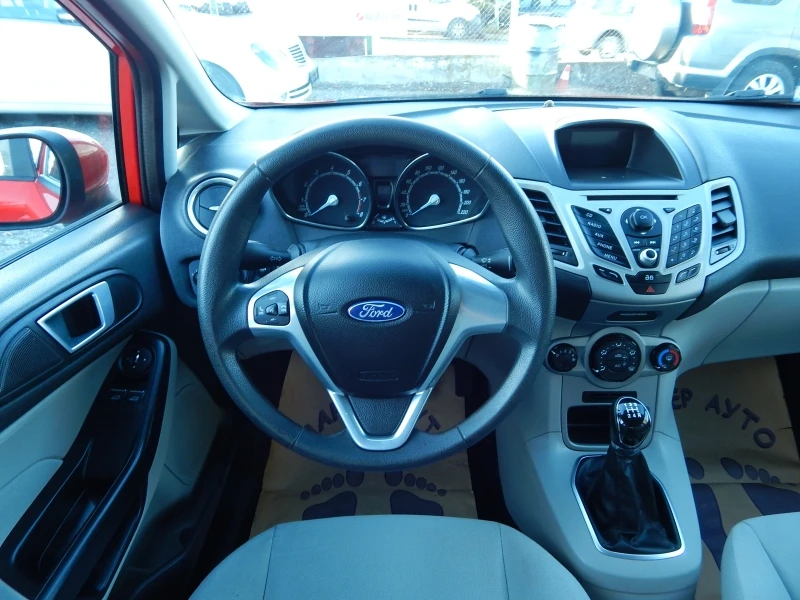 Ford Fiesta 1.2i* ПЕРФЕКТНА* , снимка 11 - Автомобили и джипове - 38174402