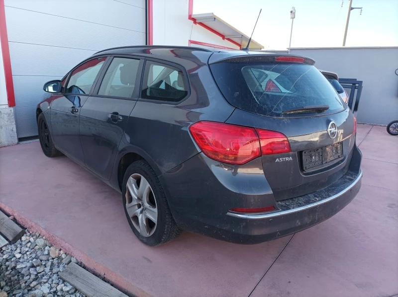 Opel Astra 1.4-140КС/ НА ЧАСТИ , снимка 6 - Автомобили и джипове - 46205762