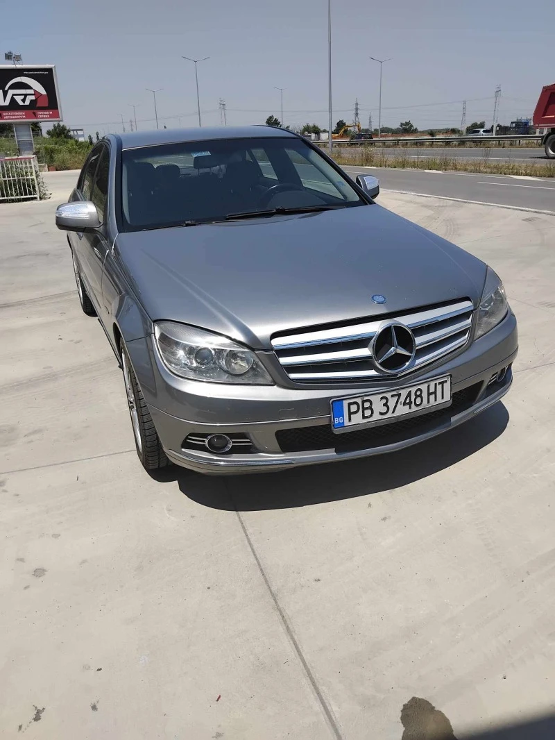 Mercedes-Benz C 320, снимка 3 - Автомобили и джипове - 47227127