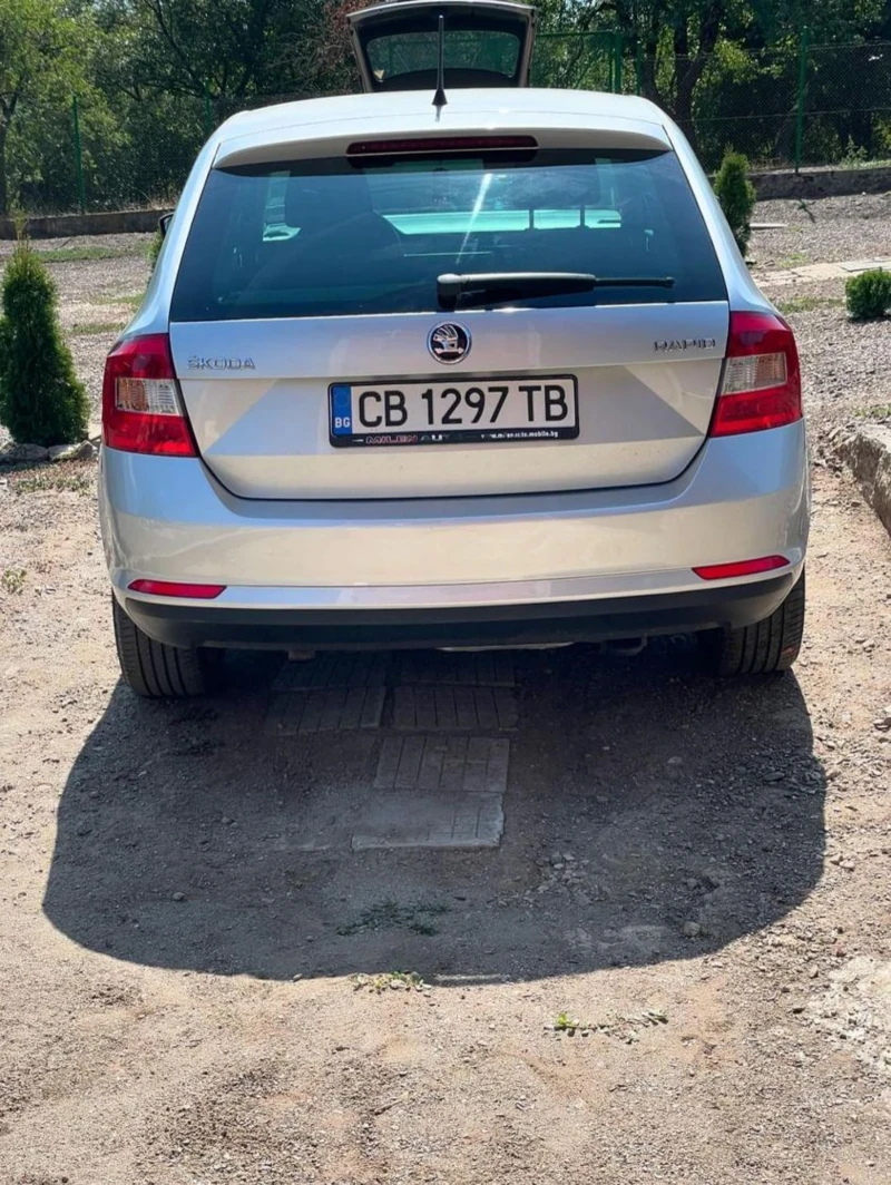 Skoda Rapid, снимка 5 - Автомобили и джипове - 47009831