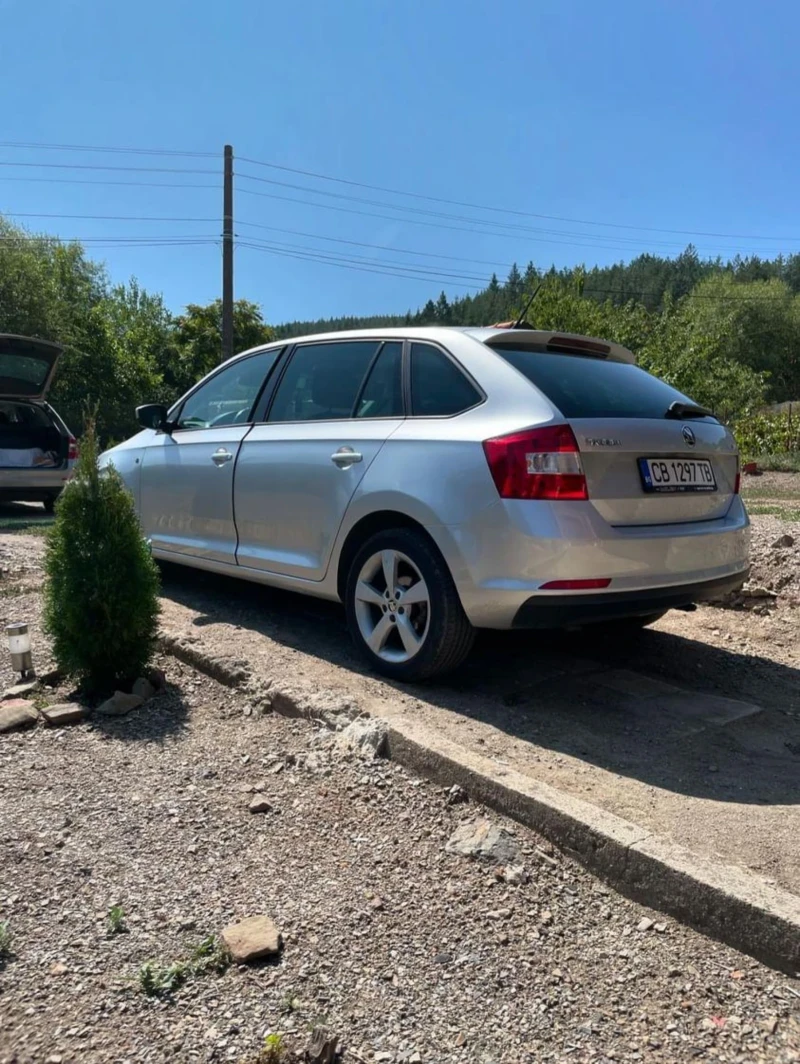 Skoda Rapid, снимка 4 - Автомобили и джипове - 47009831