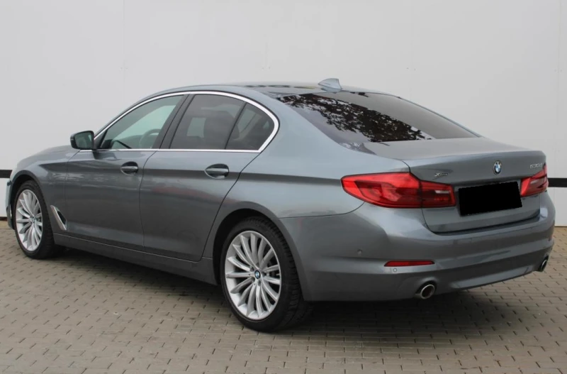 BMW 530 d xDrive, снимка 4 - Автомобили и джипове - 47910690