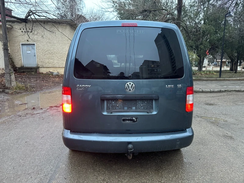 VW Caddy 1.6, снимка 4 - Автомобили и джипове - 48270737