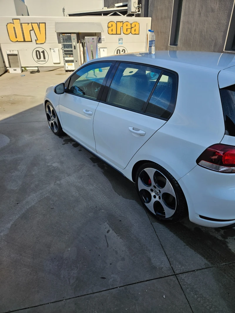 VW Golf GTI, снимка 4 - Автомобили и джипове - 48554953