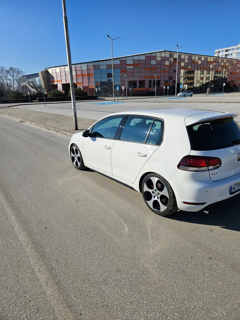 VW Golf GTI, снимка 11 - Автомобили и джипове - 48554953