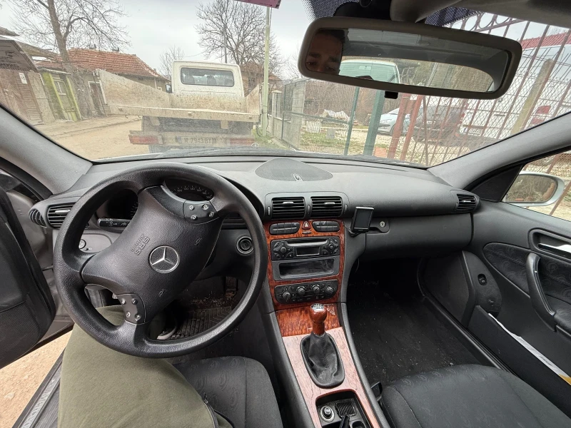 Mercedes-Benz C 200, снимка 6 - Автомобили и джипове - 49037141