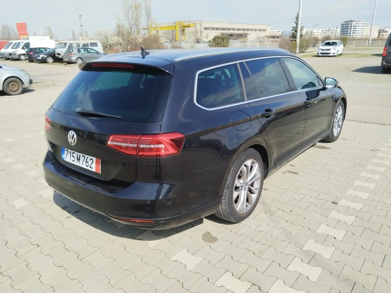 VW Passat 1.6 tdi, снимка 5 - Автомобили и джипове - 49599531